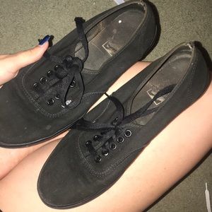 vans ! black ask for more dets